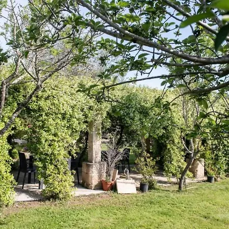 L'ecce Sphero Bed and Breakfast 4*